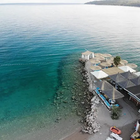 And With Parking Space Njivice, Krk - 408 Gostinjska kuća Njivice